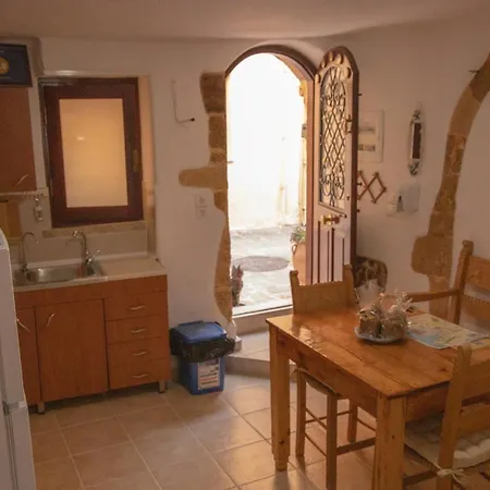 Calle Veneziana Chania (Crete)