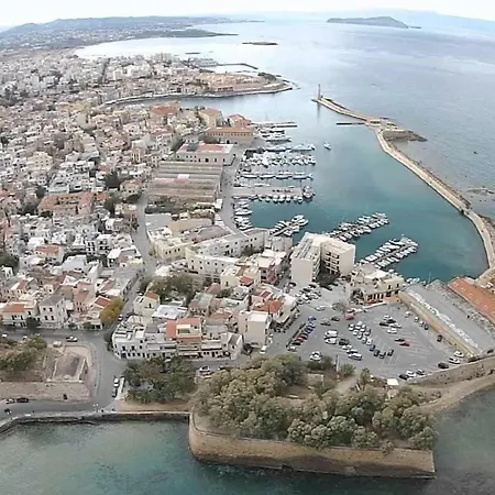 Calle Veneziana Chania (Crete)