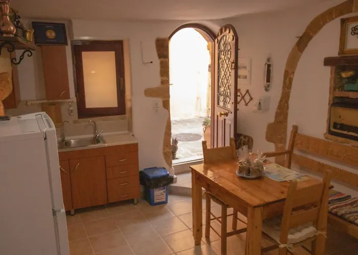 Calle Veneziana Chania (Crete)