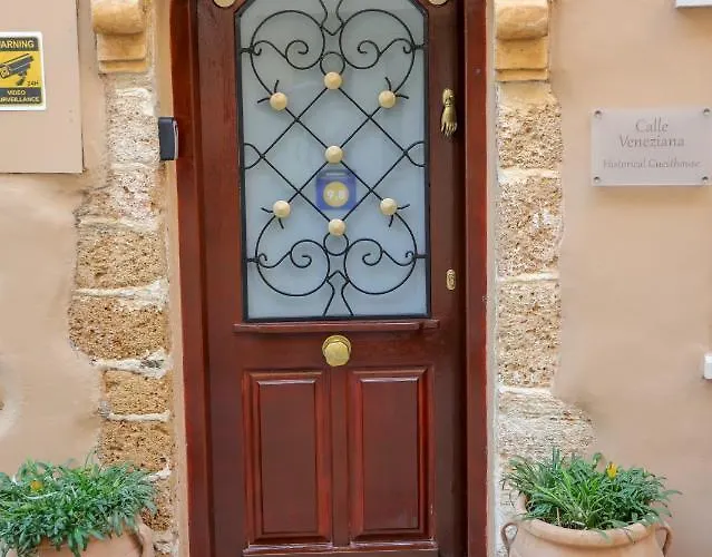 Calle Veneziana * Chania (Crete)